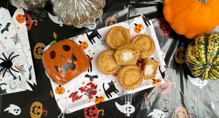 Eye eye Chicken, pumpkin and rosemary muffins